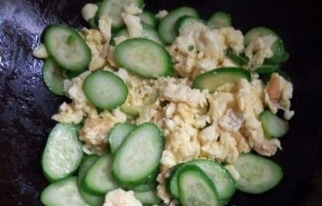 瓜怎么吃的,探索各式瓜类美食的吃法与创意